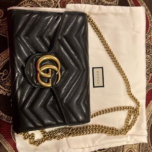Gucci GG Marmont Maltlasse Black Crossbody